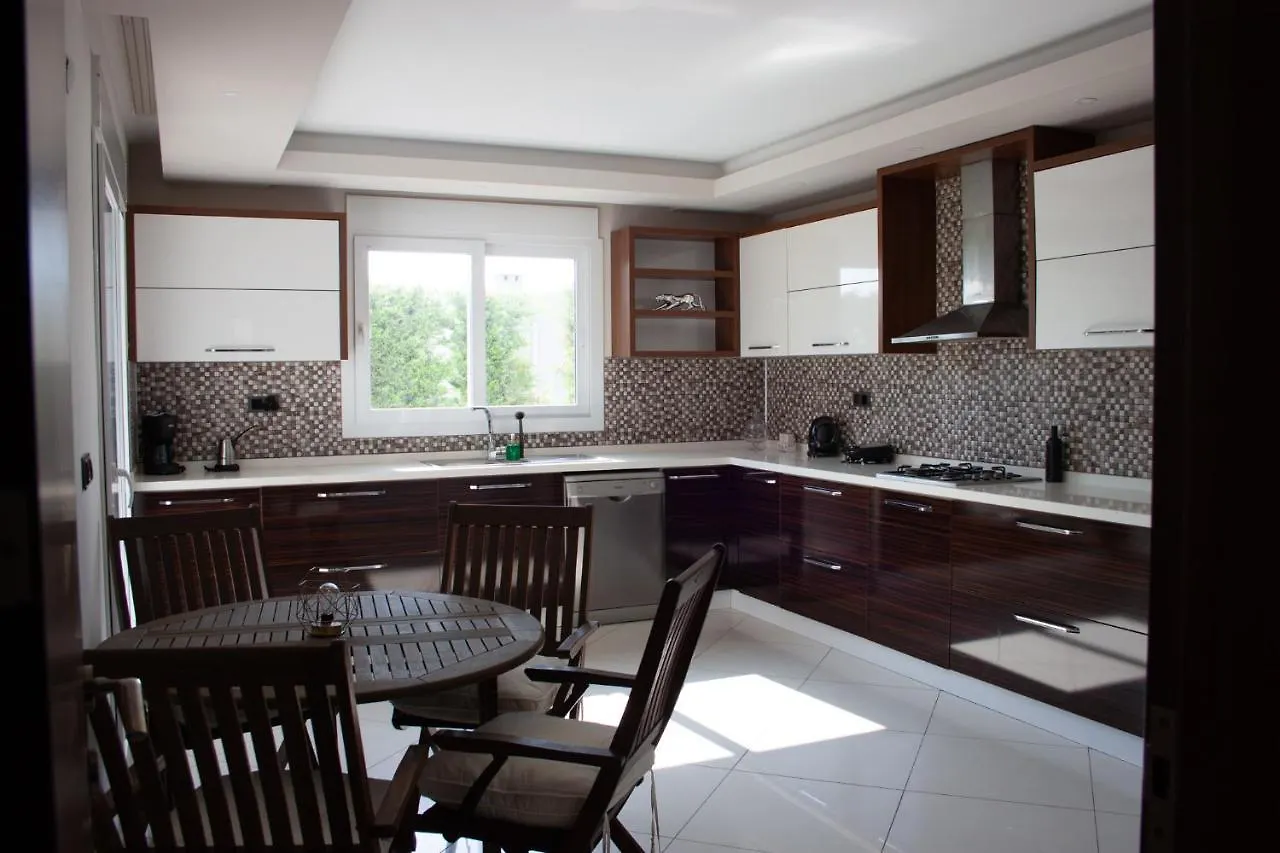 Gorgeous Central 5Br 5Ba Villa With Private Pool Kusadası Turquie